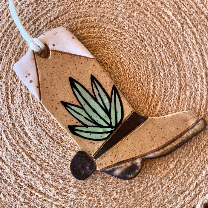 CERAMIC WESTERN BOOT ORNAMENT