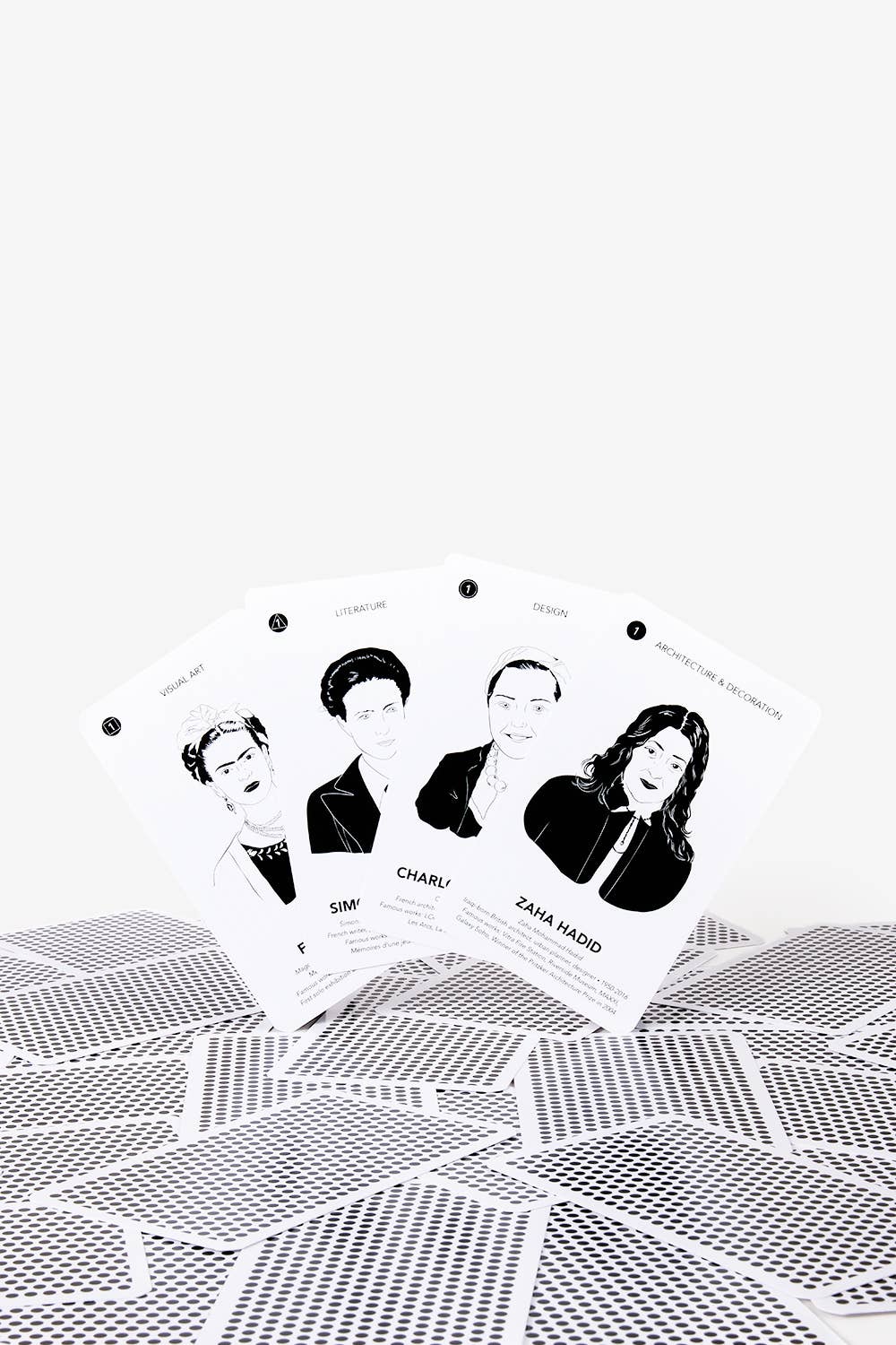 ICONIC WOMEN IN ART CARD GAME