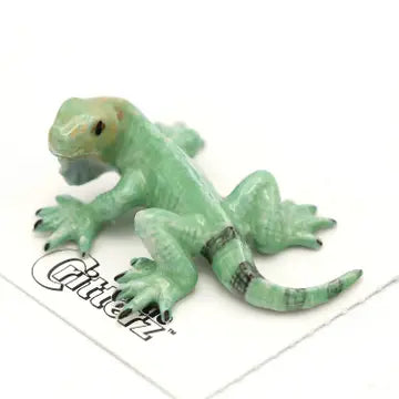 ANIMAL PORCELAIN MINIATURE FIGURINE