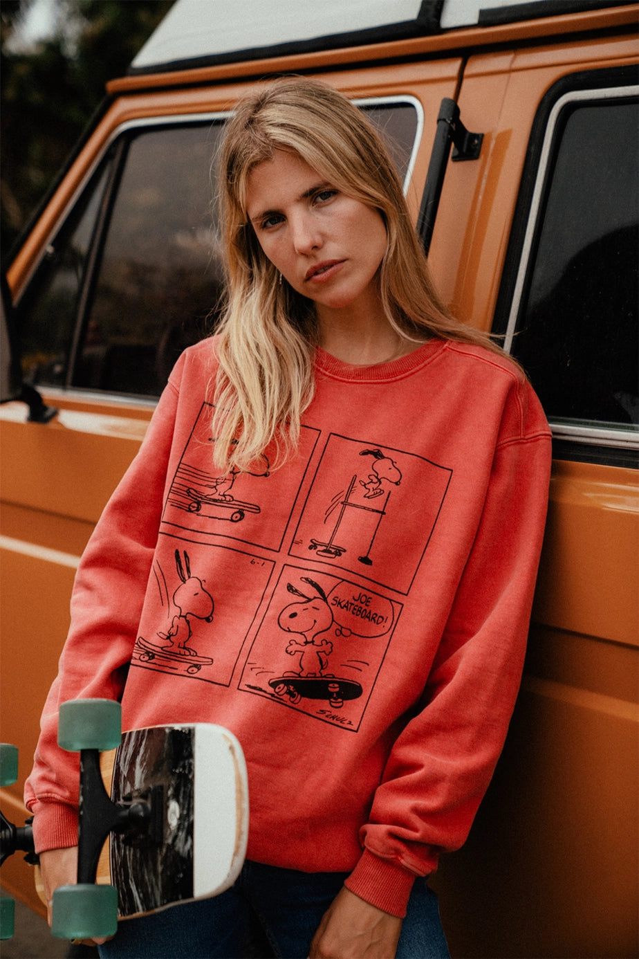 PEANUTS JOE COOL SNOOPY SWEATSHIRT