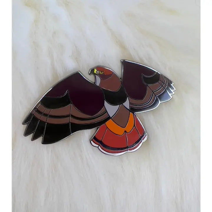 RED-TAILED HAWK ENAMEL PIN