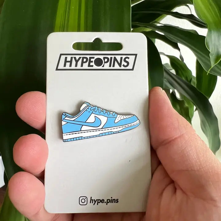 DUNKS HARD ENAMEL PIN