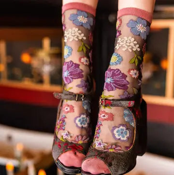 DARK FLORALS SHEER CREW SOCK