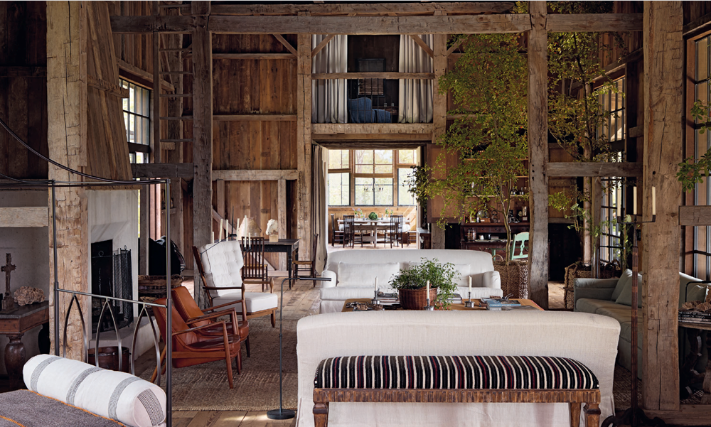 TOWN & COUNTRY