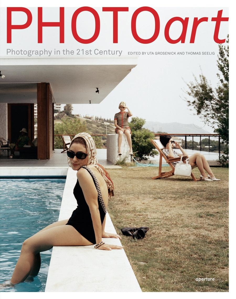 PHOTOART: PHOTOGRAPHY IN THE 21ST CENTURY