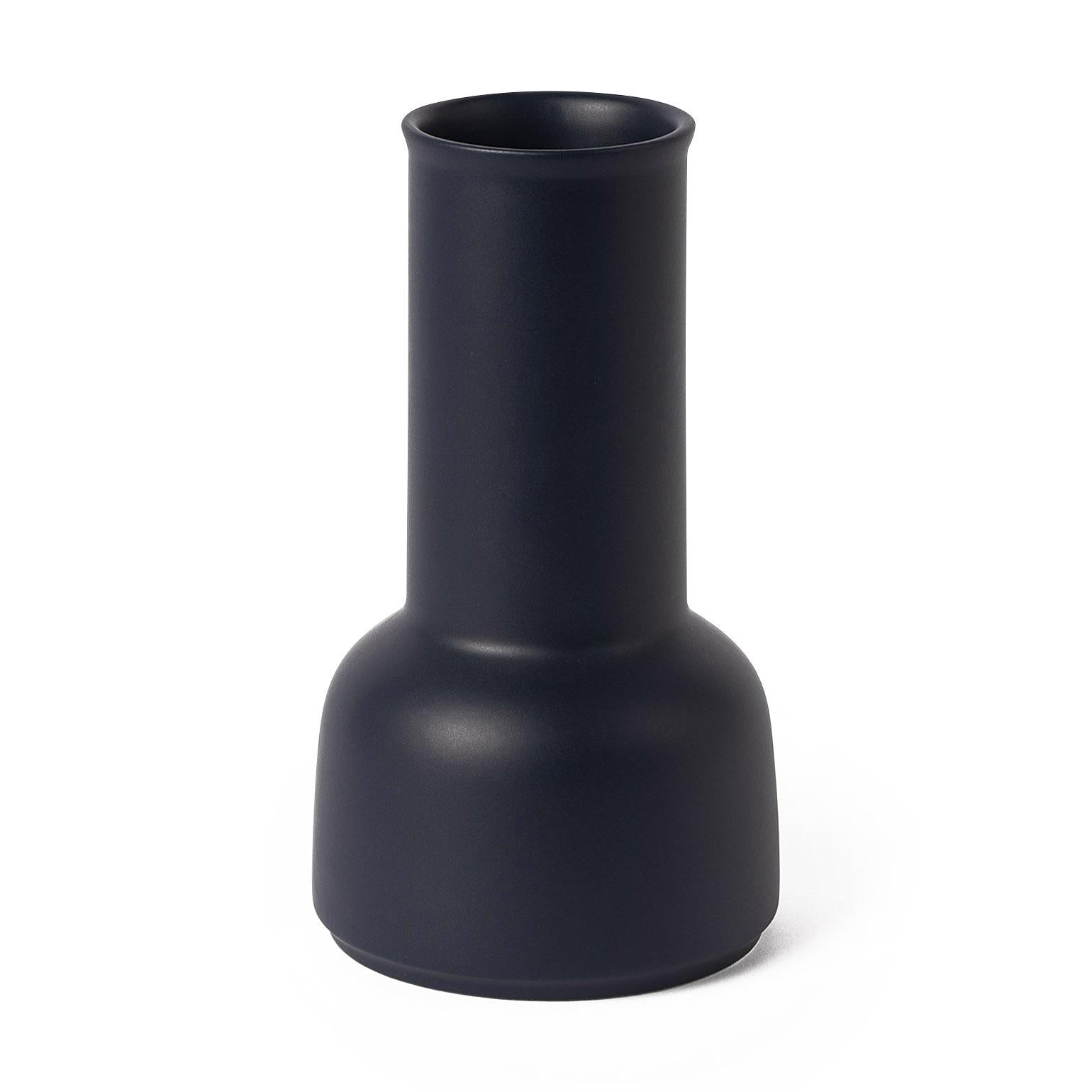 RAAWII OMAR CARAFE