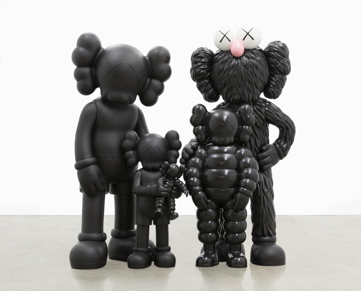 KAWS FAMILY POSTCARD