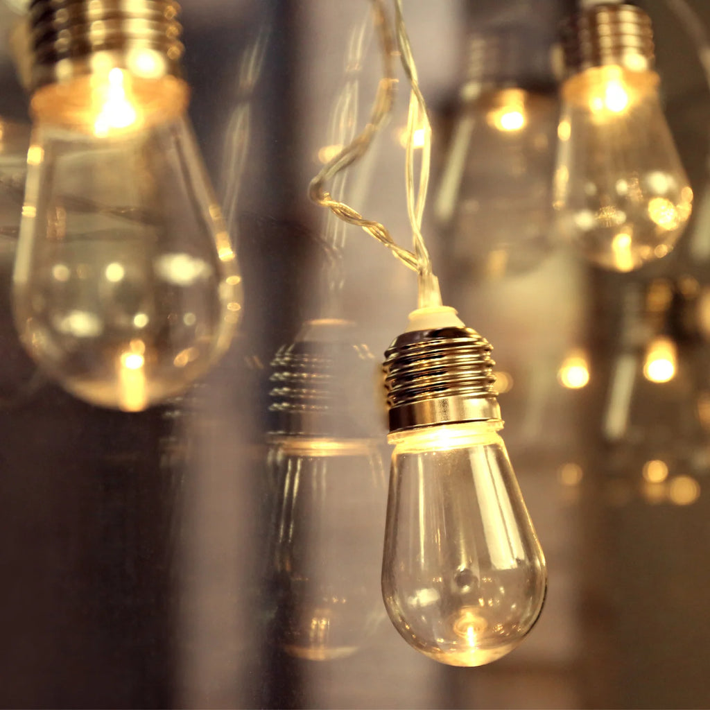 EDISON BULB STRING LIGHTS