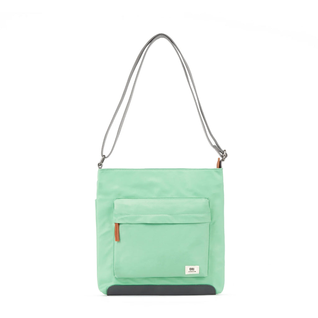 KENNINGTON B MEDIUM CROSSBODY