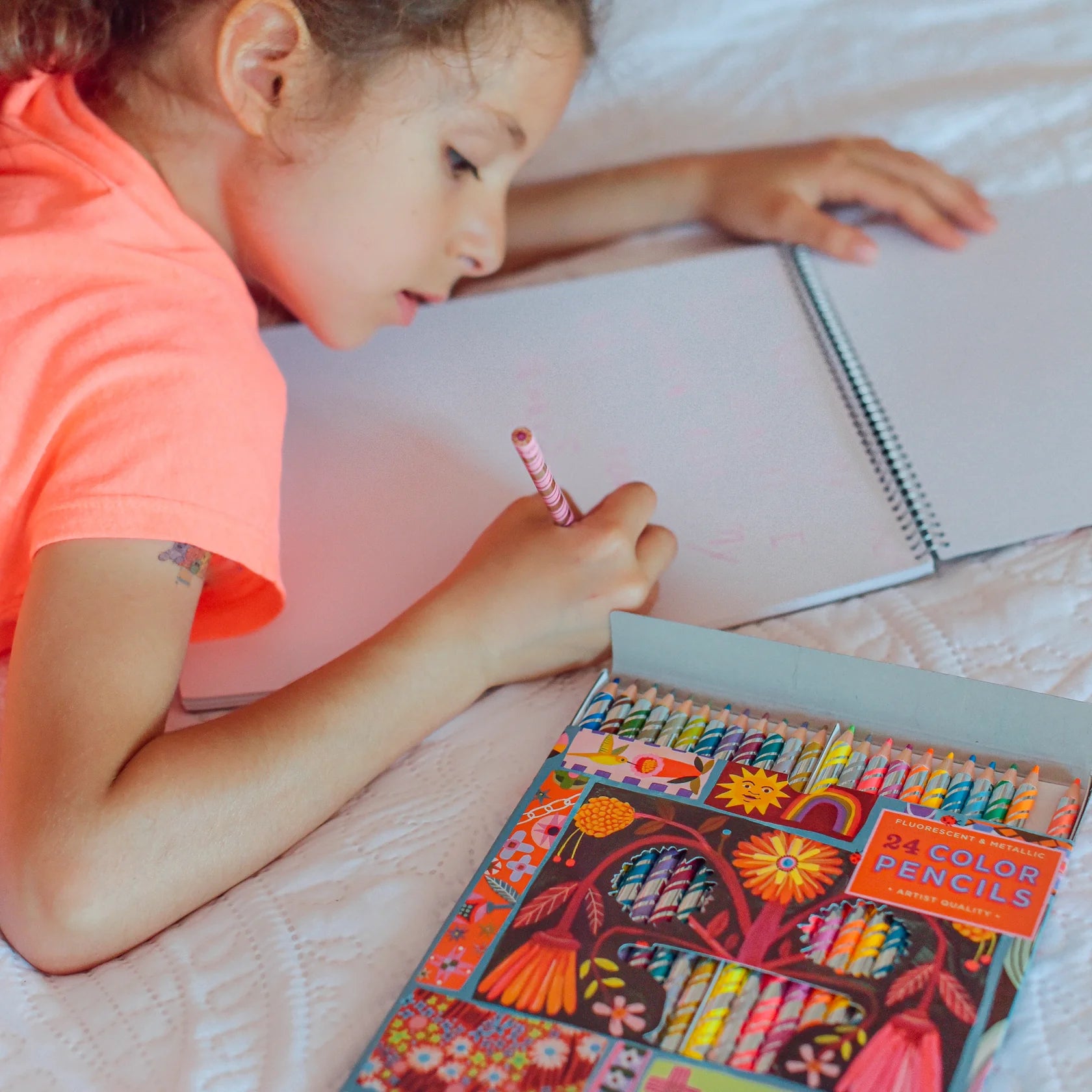 DUTCH QUILT SAMPLER 24 COLORED PENCILS