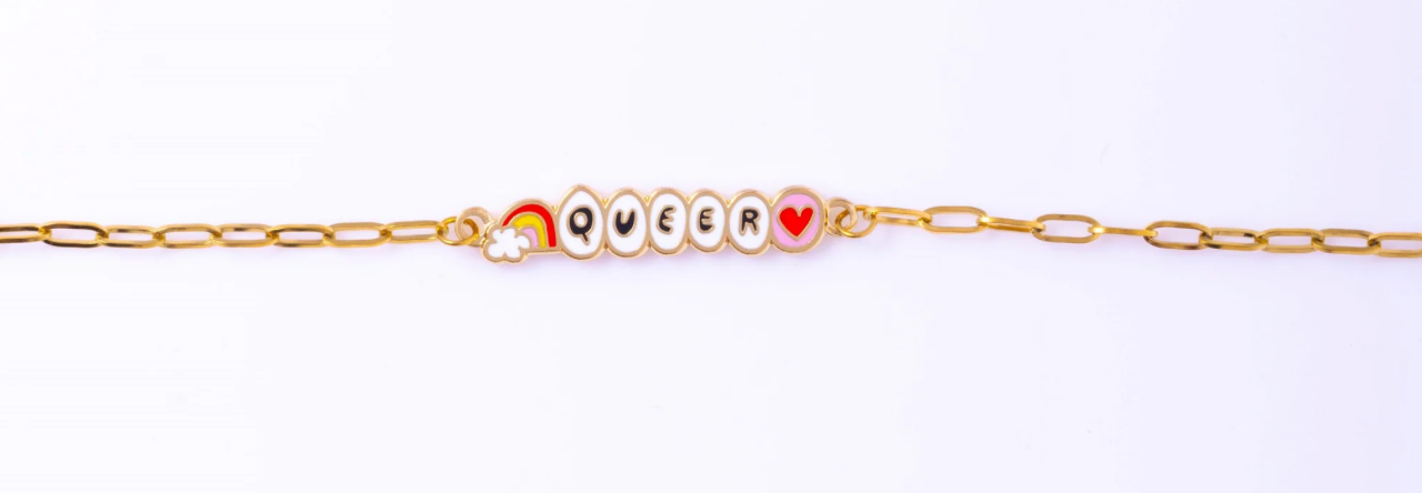 BRACELET