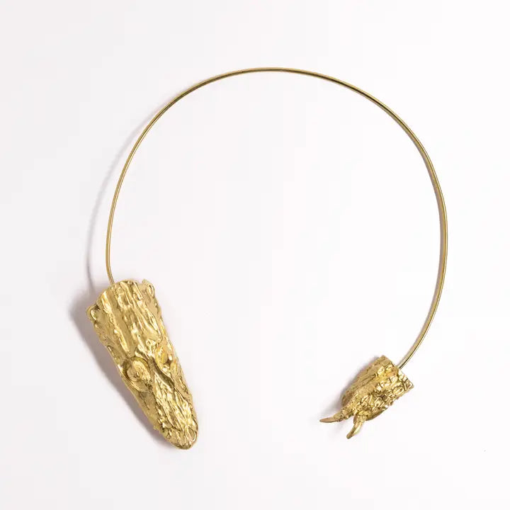 GATOR OPEN COLLAR NECKLACE