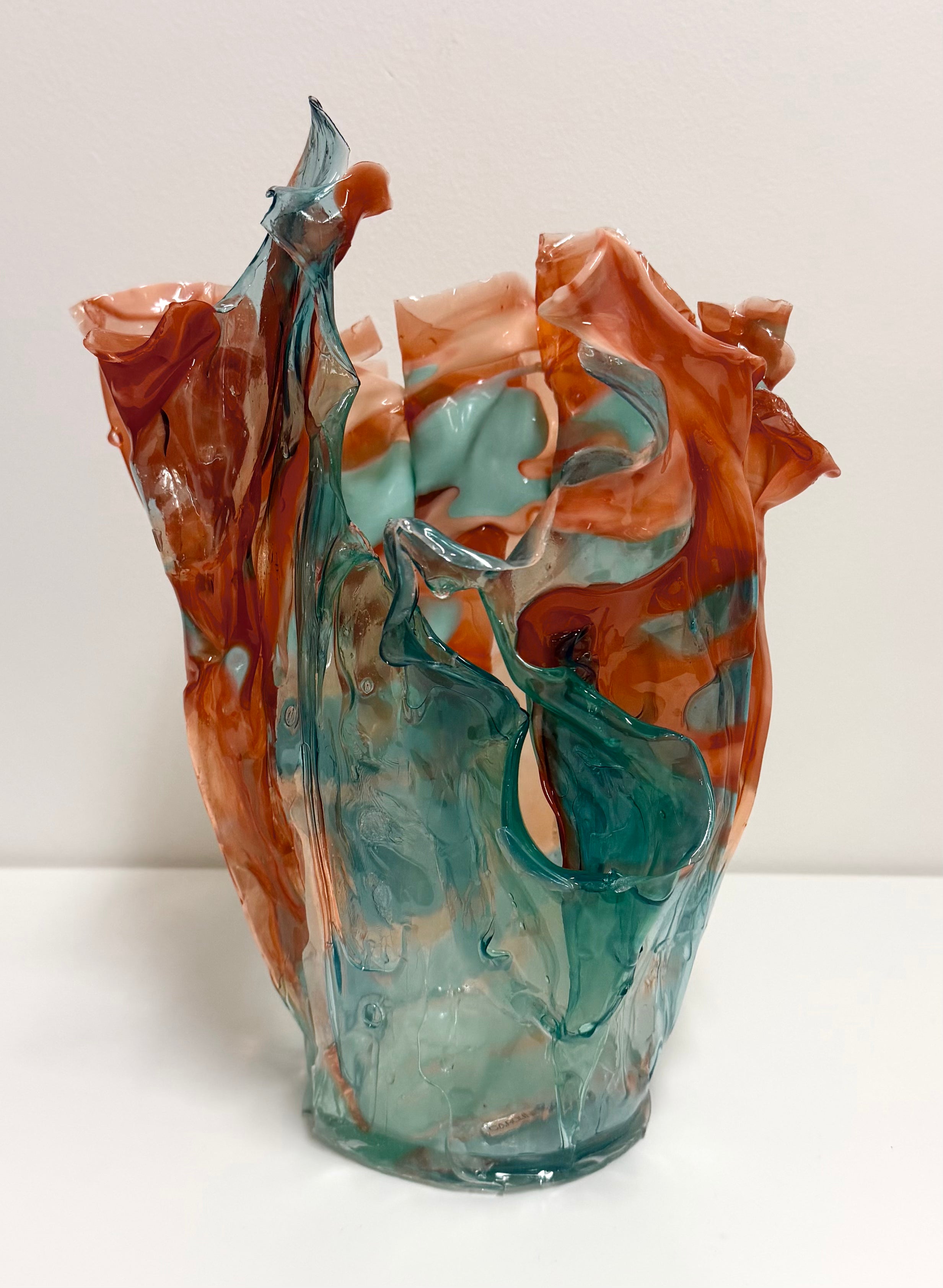BIOMATERIAL VASE