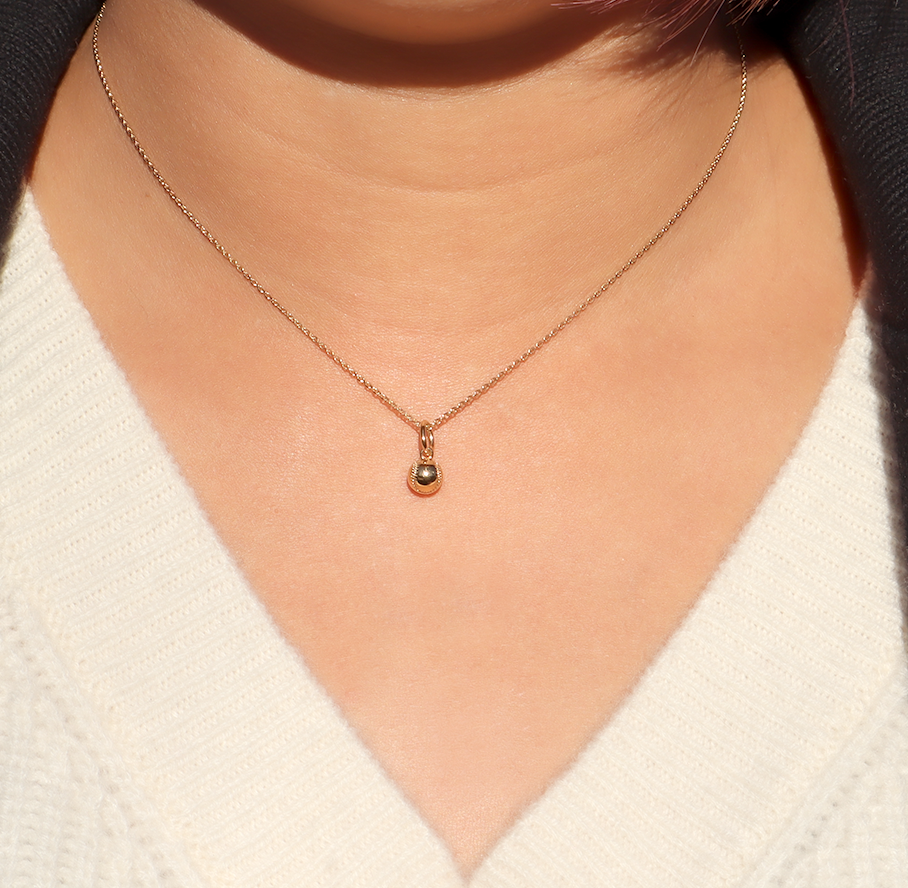 MAE MINI BASEBALL NECKLACE