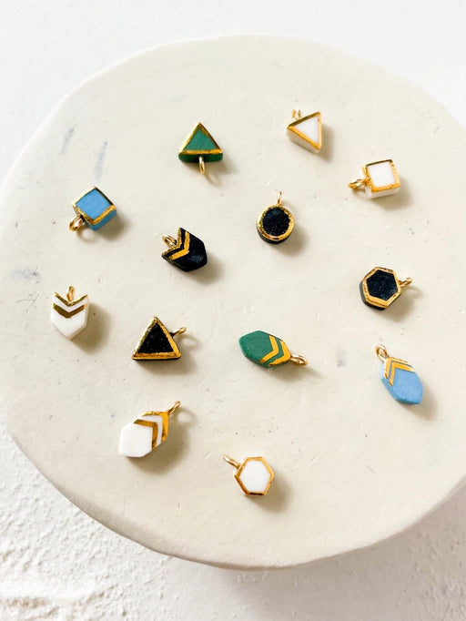 TINY SHAPES NECKLACE
