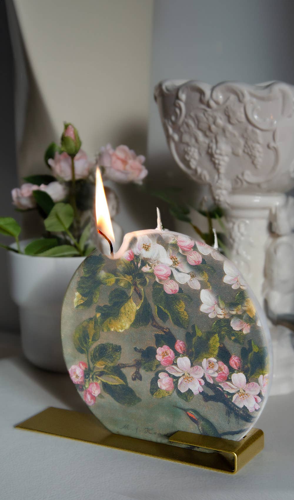 HANDMADE ROUND HUMMINGBIRD HEADE CANDLE