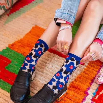 BOLD BLUE FLORAL SHEER CREW SOCK