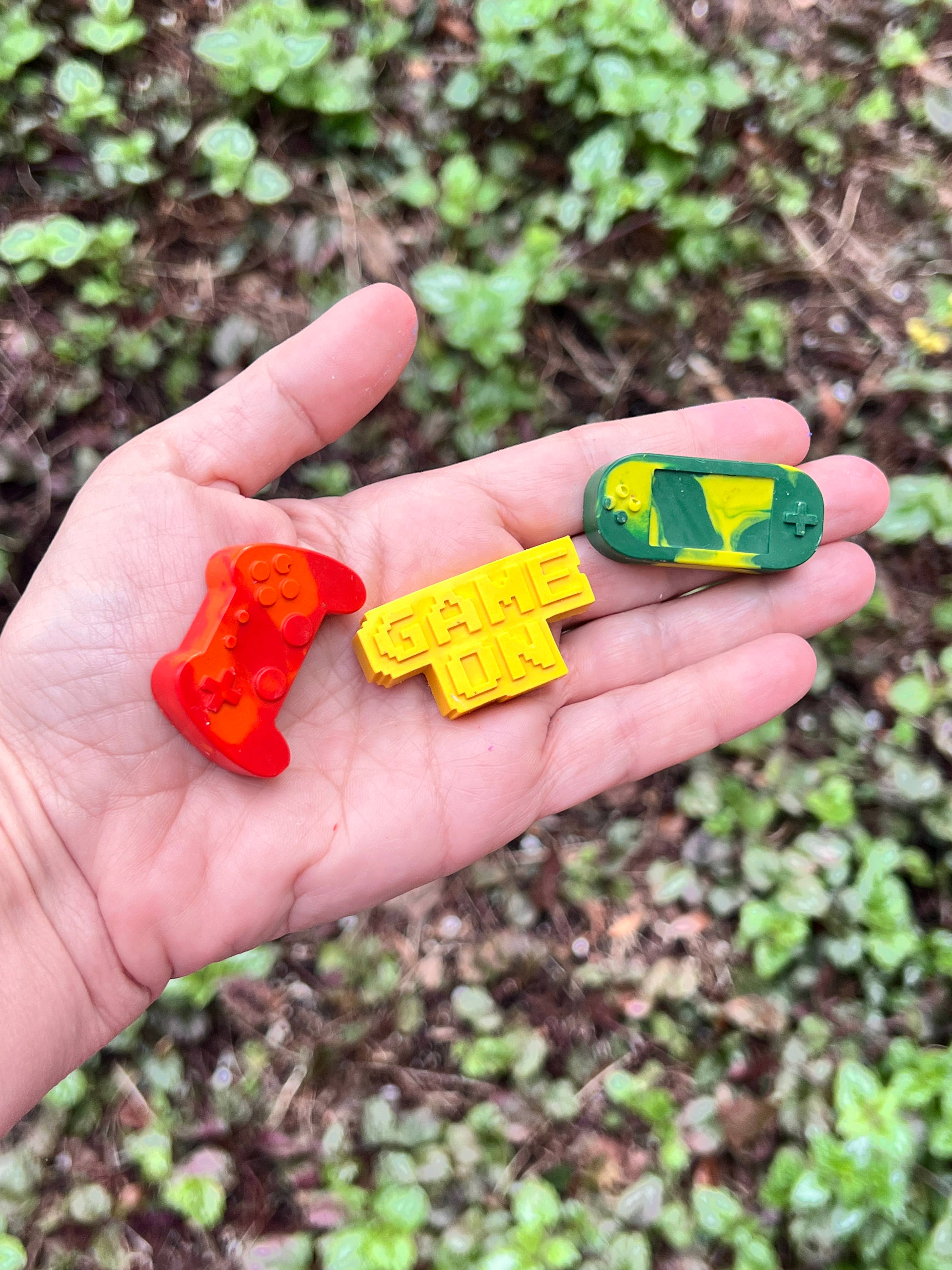 VIDEO GAME CRAYON SET