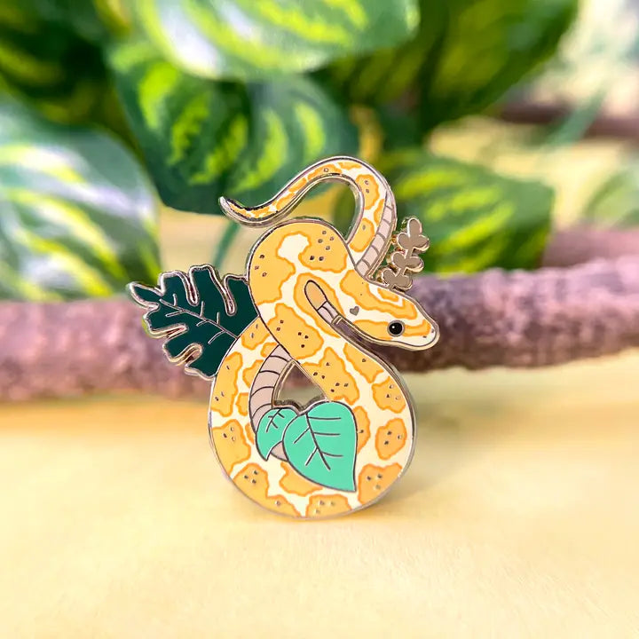 ANIMAL ENAMEL PIN