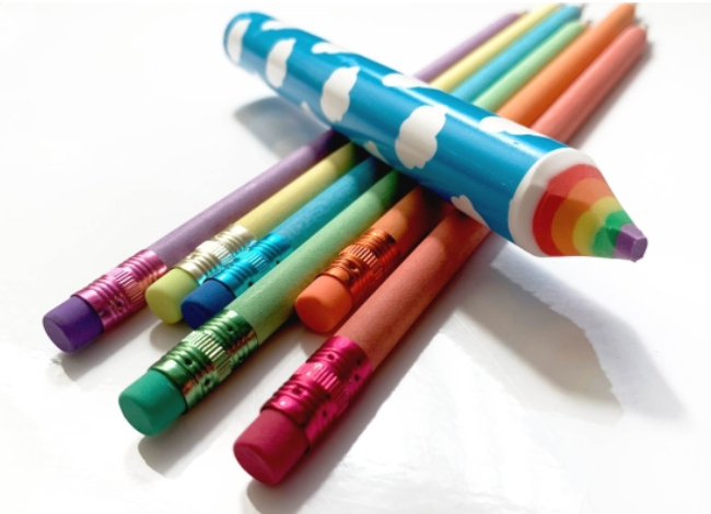 RECYCLED RAINBOW PENCIL SET