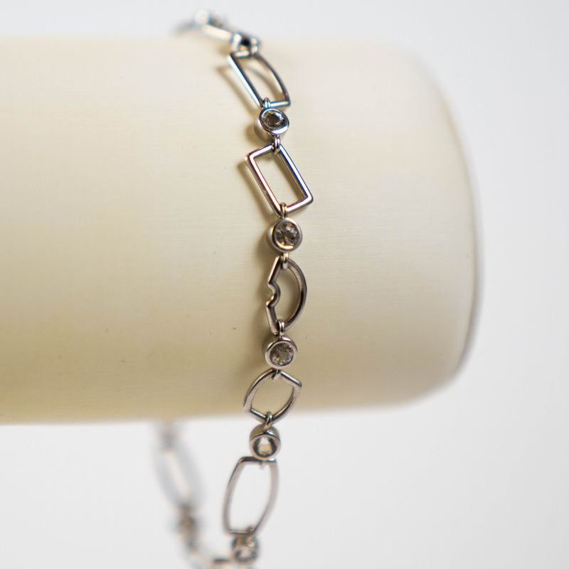 ARCHITECTURAL OUTLINE BRACELET