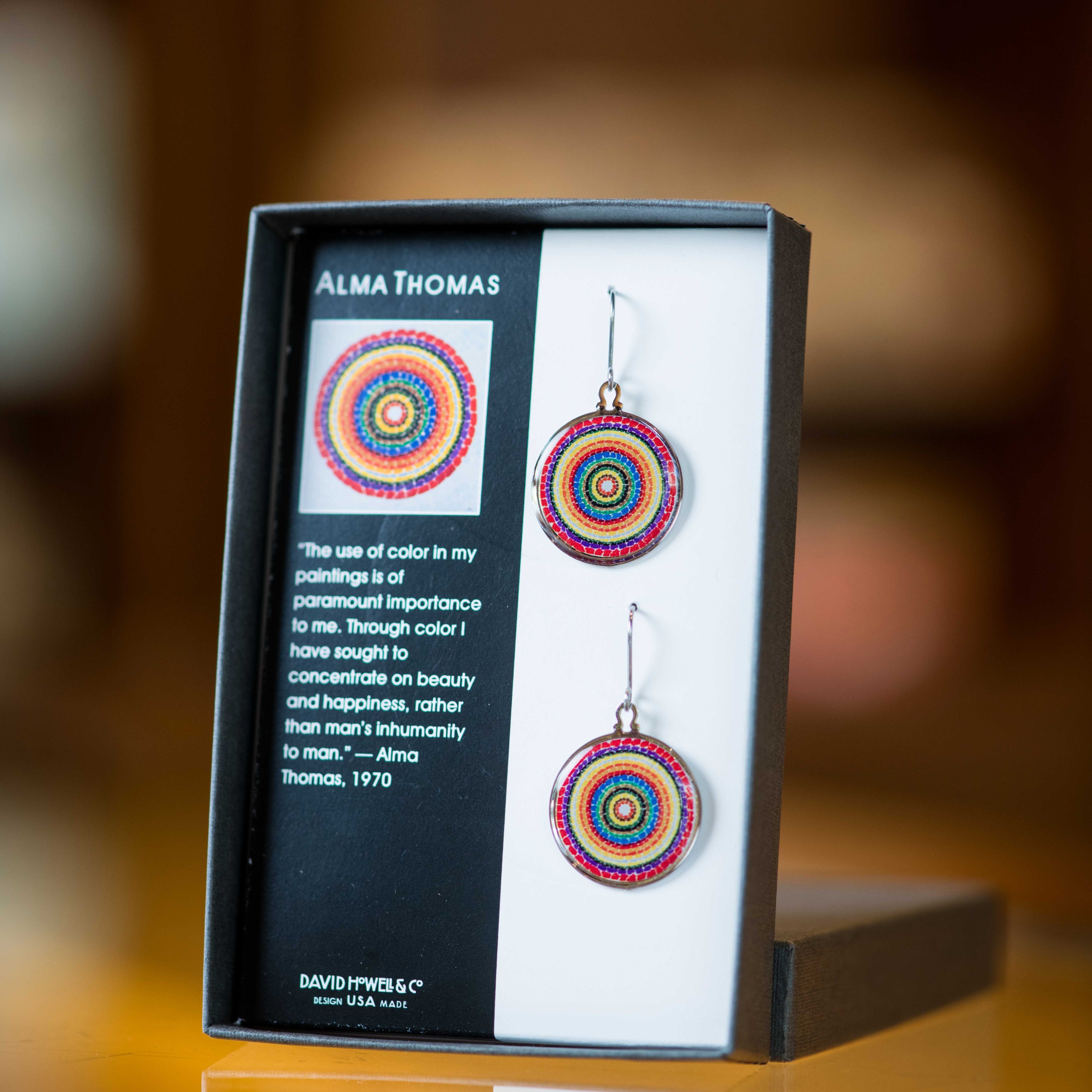 LUNAR RENDEZVOUS―CIRCLE OF FLOWERS EARRINGS